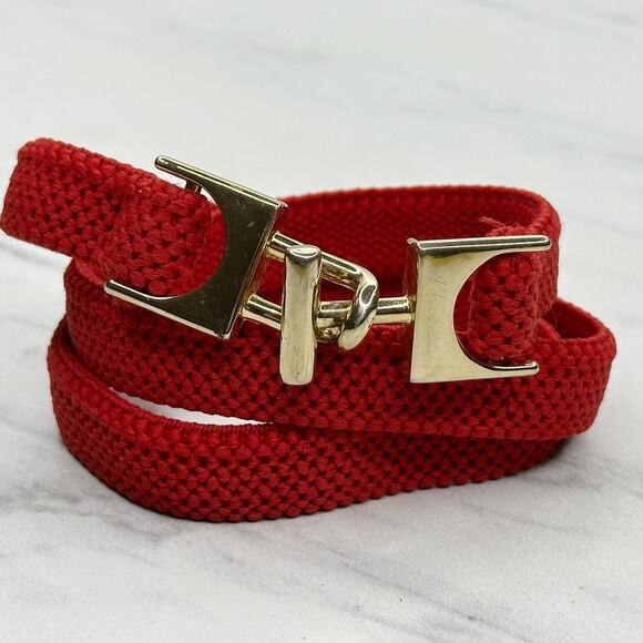 Vintage Accessories - Vintage Womens Red Stretch Cinch Belt Interlocking Buckle Small (S) ✨